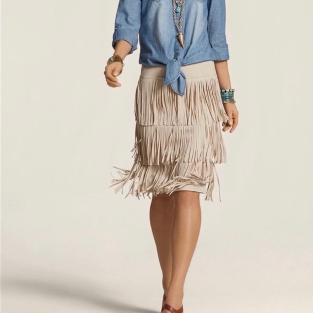 Sassy & Fun NWT Chicos fringe skirt, Khaki color, Size 1. Great w/boots or heels